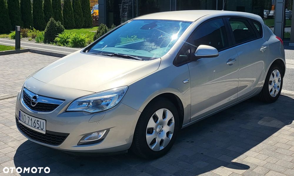 Opel Astra 1.6 Style - 2