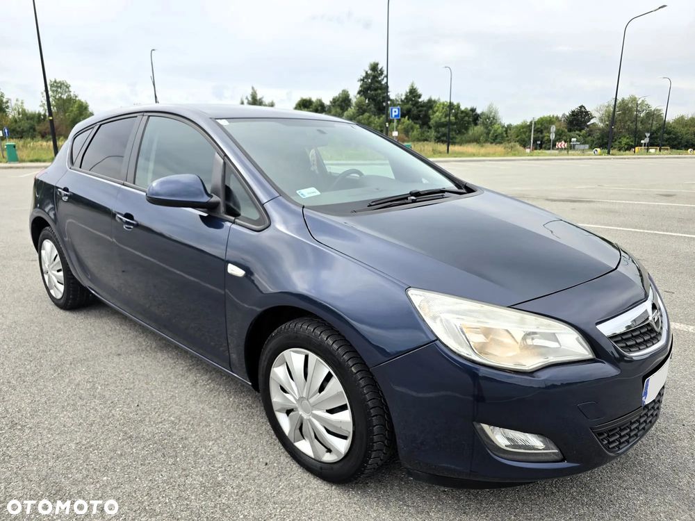 Opel Astra 1.6 Cosmo - 32