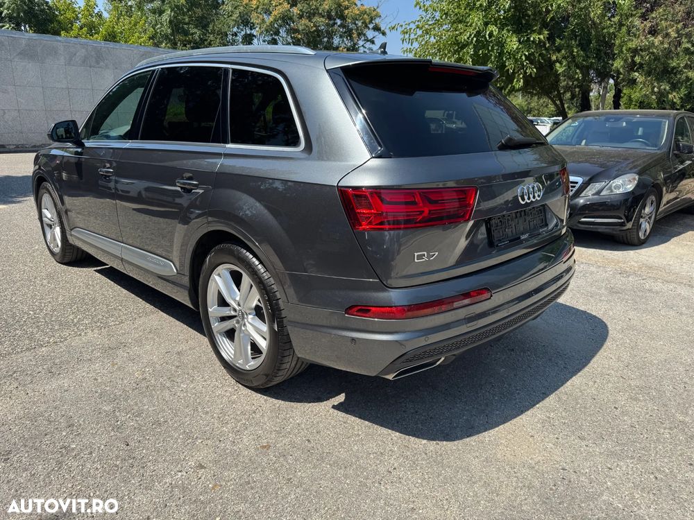 Audi Q7 3.0 50 TDI quattro Tiptronic S Line - 5