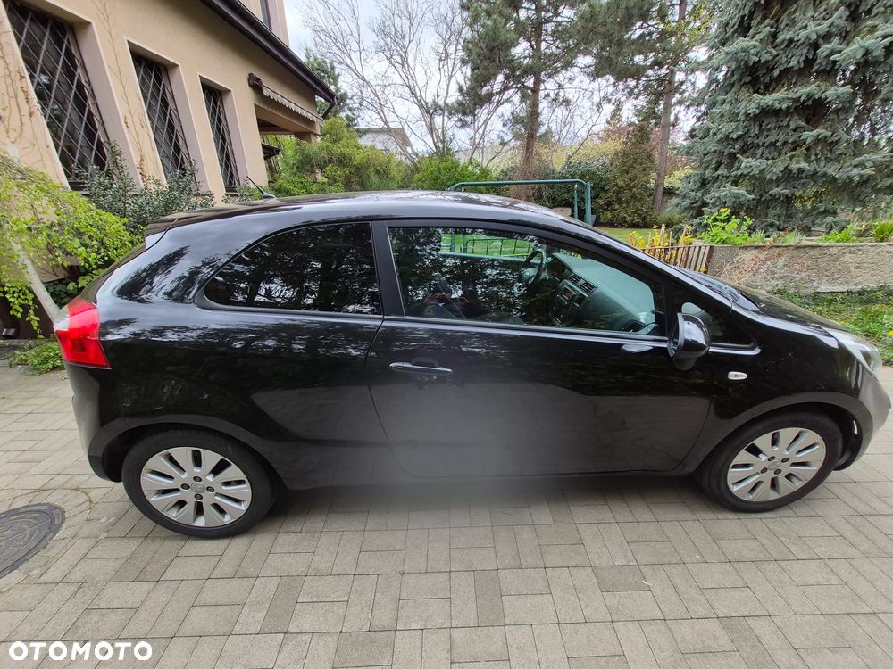 Kia Rio 1.4 Dream-Team Edition - 8