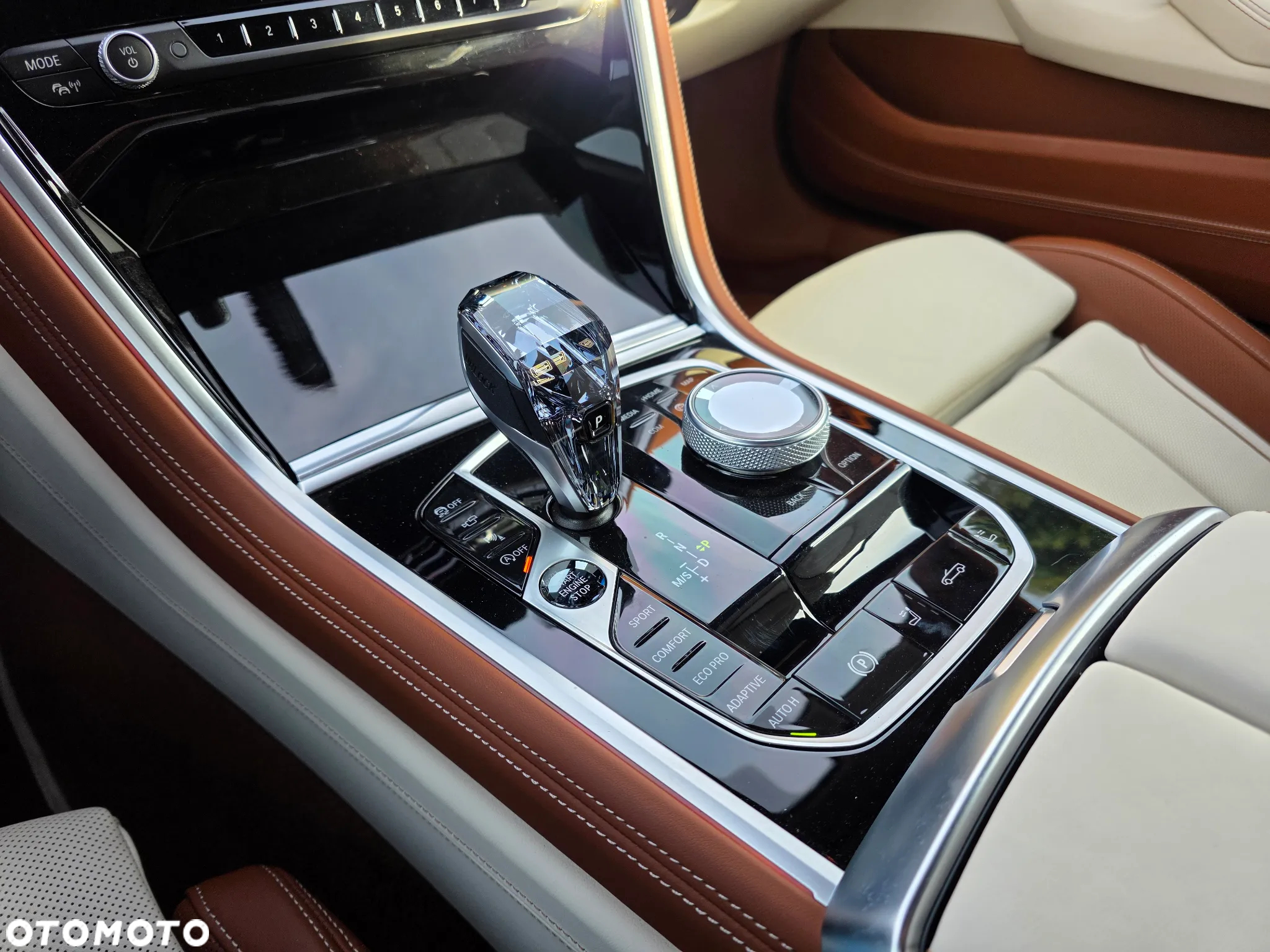 BMW Seria 8 M850i xDrive - 28