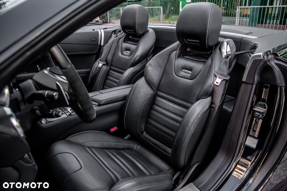 Mercedes-Benz SL 63 AMG AMG Speedshift MCT 7-Gang Sportgetriebe AMG Performance Package - 27