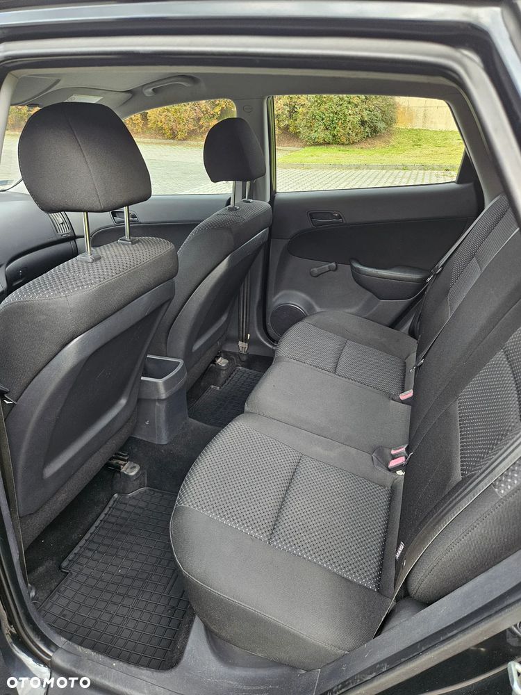 Hyundai i30 1.4 Base - 14