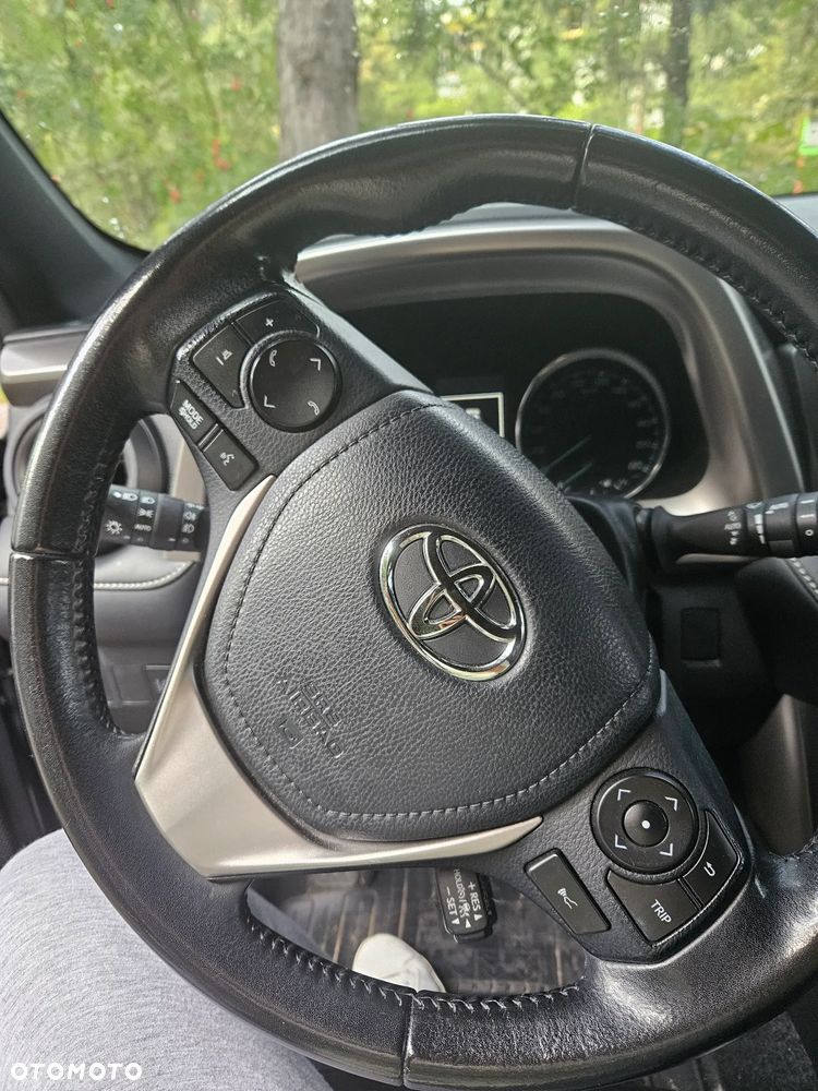 Toyota RAV4 Hybrid Style 4x4 - 6