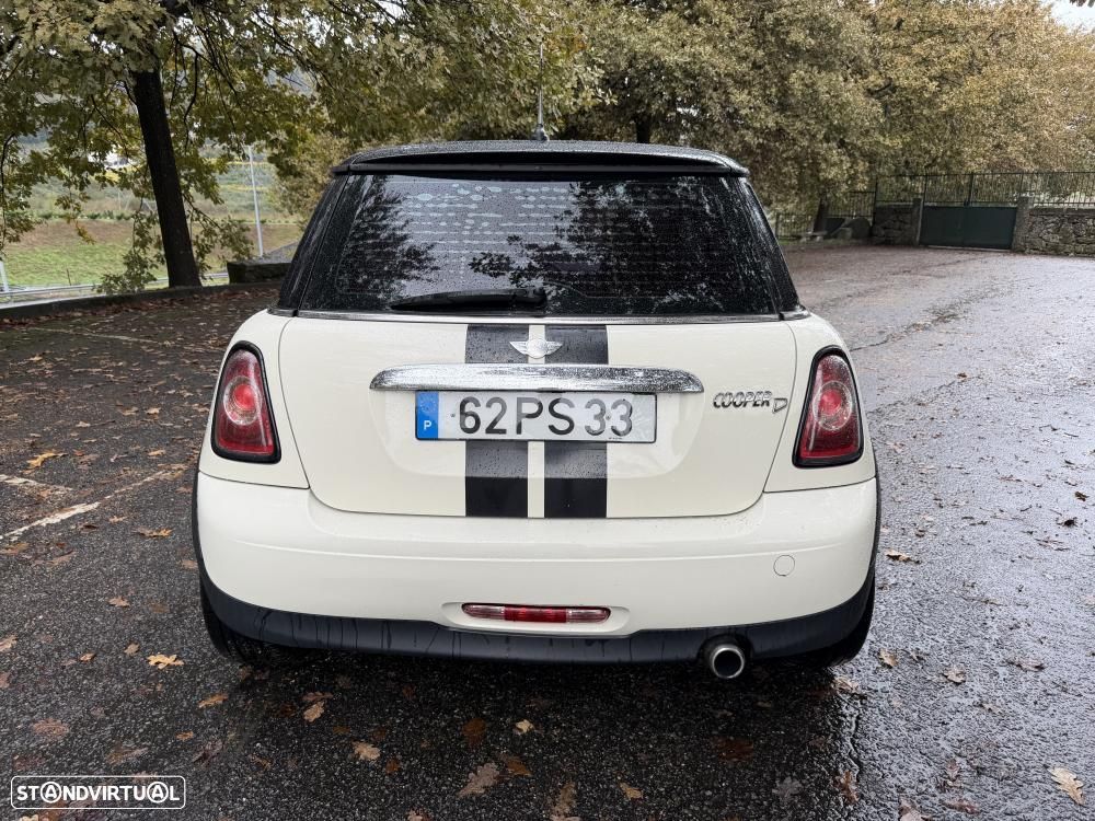 MINI 3 Portas Cooper D - 6