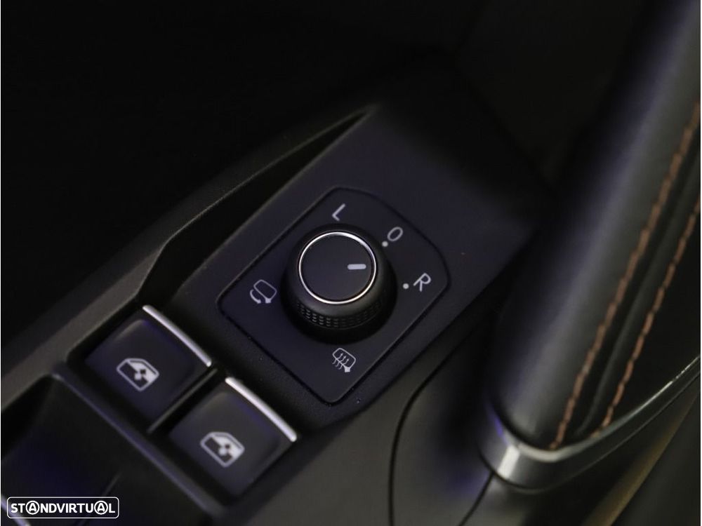 Cupra Formentor 1.4 e-Hybrid DSG VZ - 39