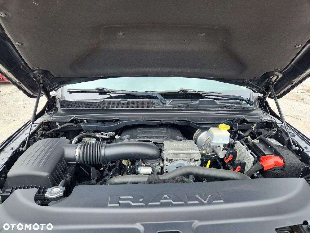 RAM 1500 - 10