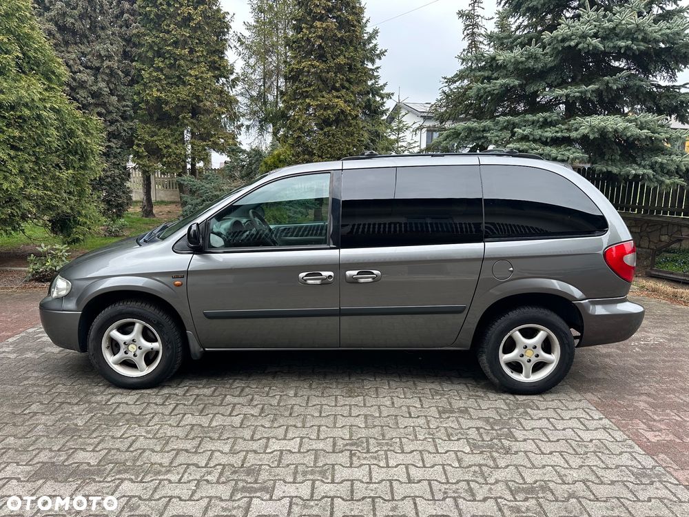Chrysler Voyager SE 2.5L TD - 11
