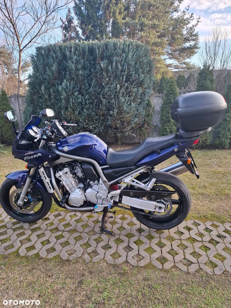 Yamaha FZS - 2