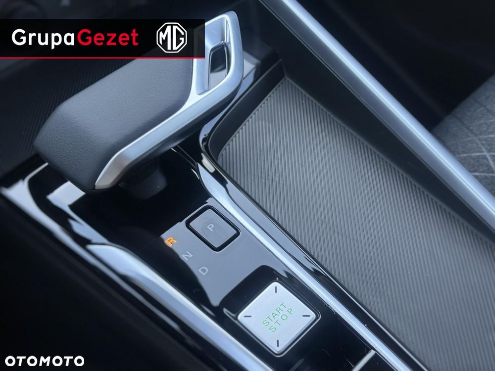 MG ZS - 13