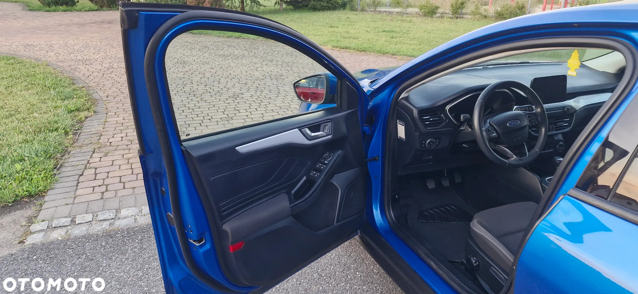 Ford Focus 1.0 EcoBoost Start-Stopp-System TITANIUM STYLE - 27