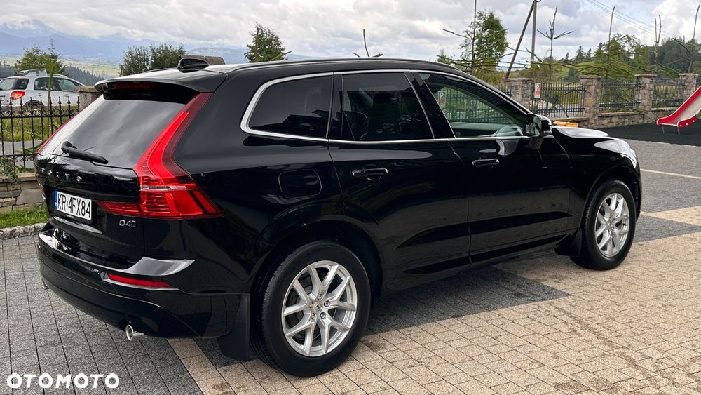 Volvo XC 60 D4 AWD Momentum - 8