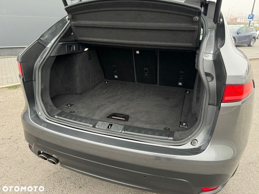 Jaguar F-Pace 2.0 i4D AWD Prestige - 10