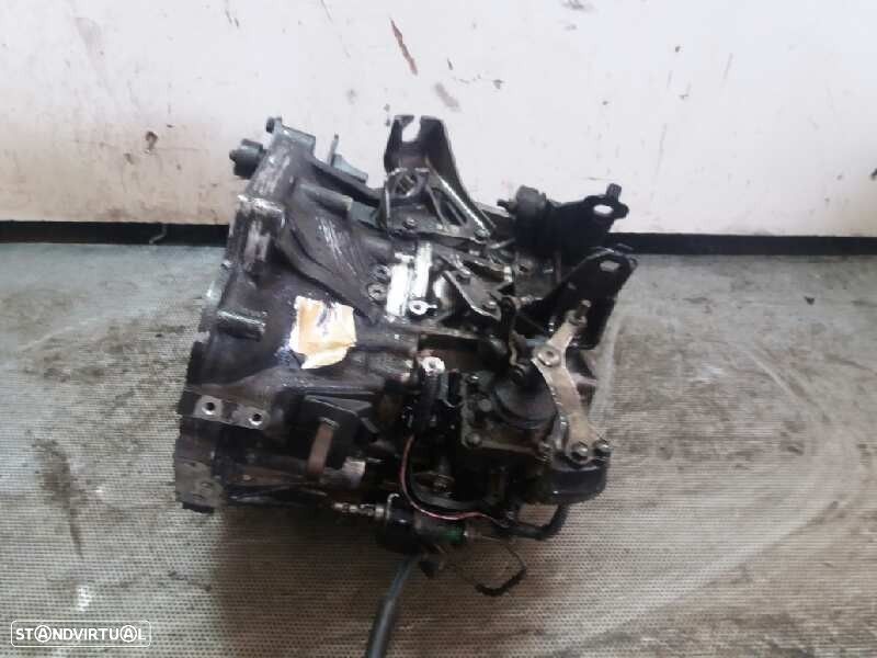CAIXA VELOCIDADES TOYOTA COROLLA VERSO 2006 - 2