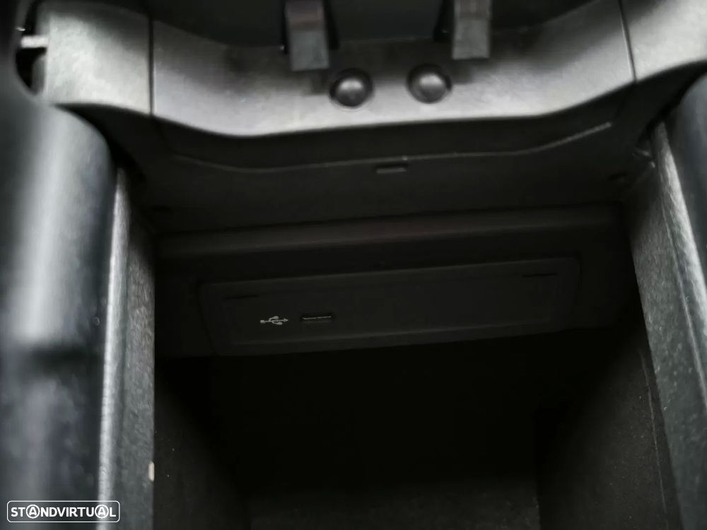 Mercedes-Benz A 180 d AMG Line - 53