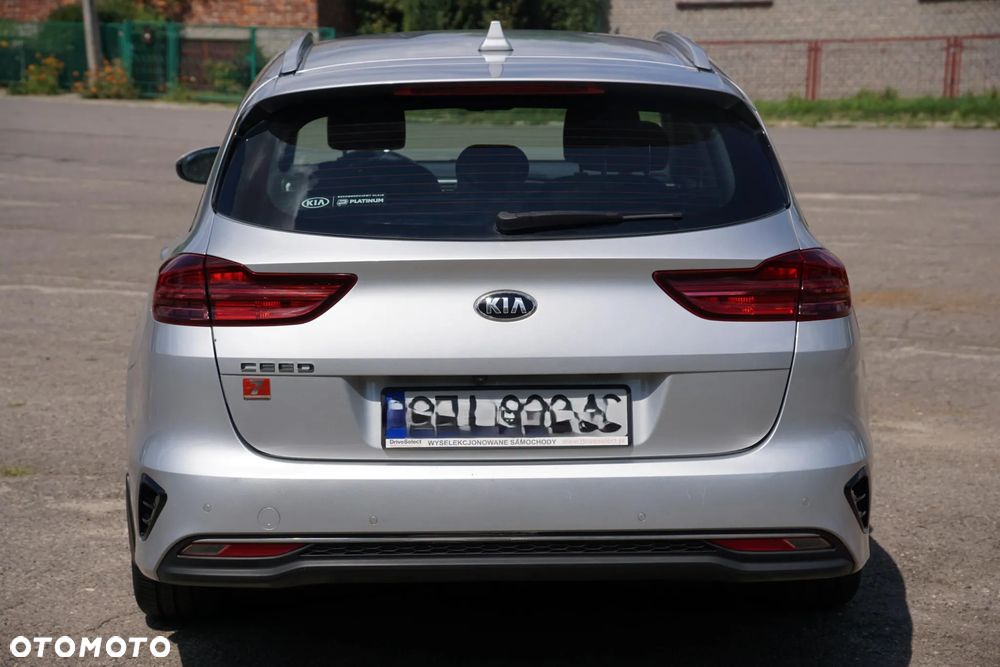 Kia Ceed 1.4 M - 12