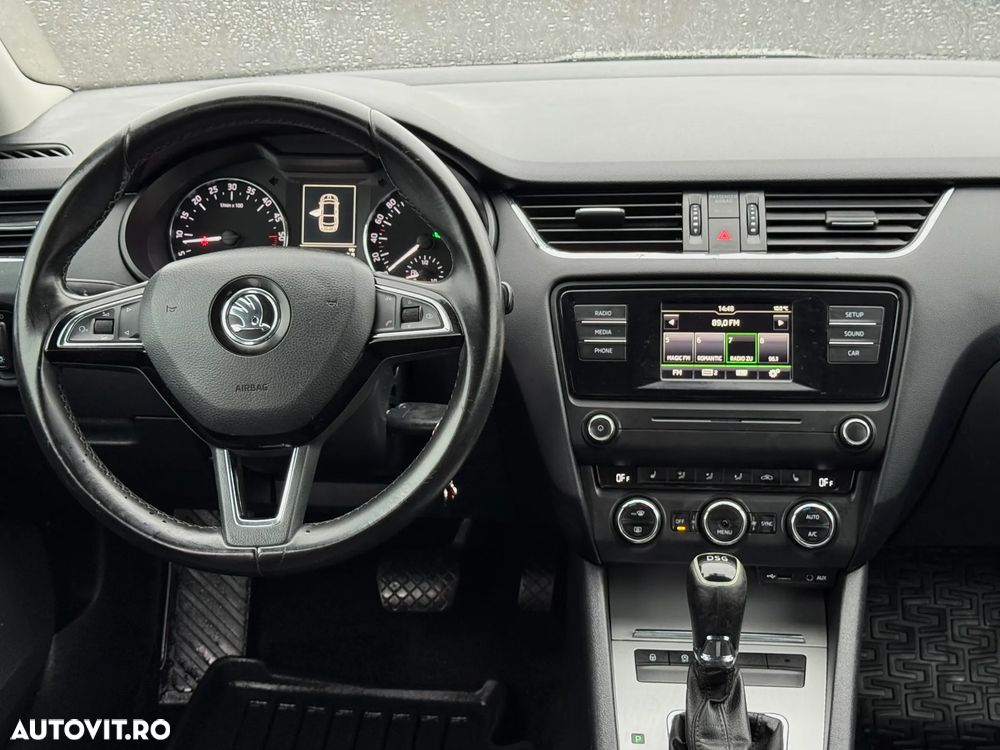 Skoda Octavia 1.6 TDI DSG Ambition - 7