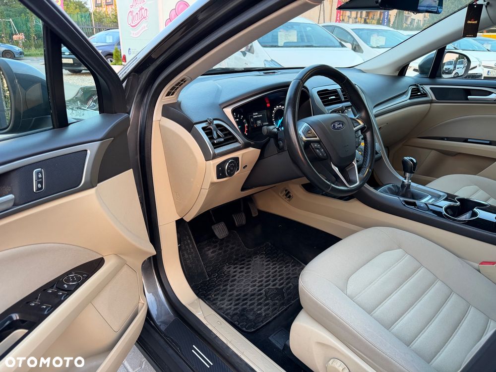 Ford Mondeo - 11