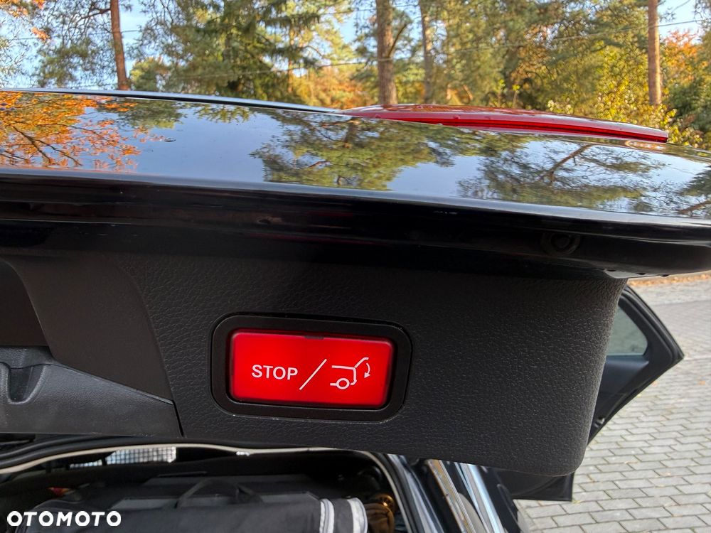 Mercedes-Benz Klasa C 220 d T 9G-TRONIC Avantgarde - 4