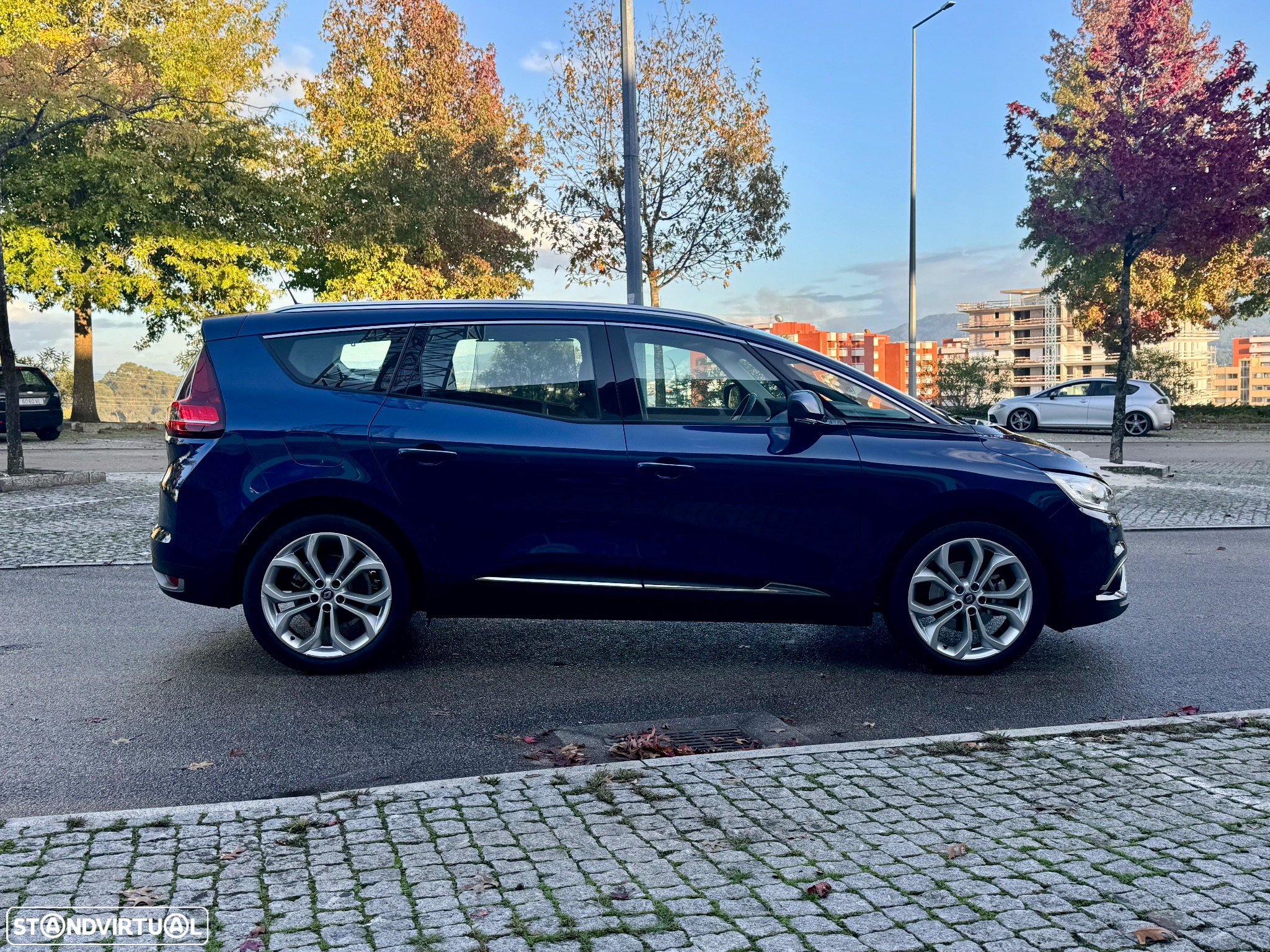 Renault Grand Scénic 1.5 dCi Dynamique S SS - 12
