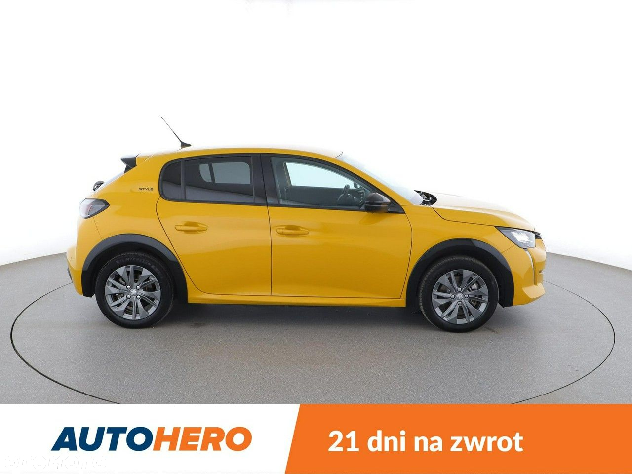 Peugeot 208 - 9