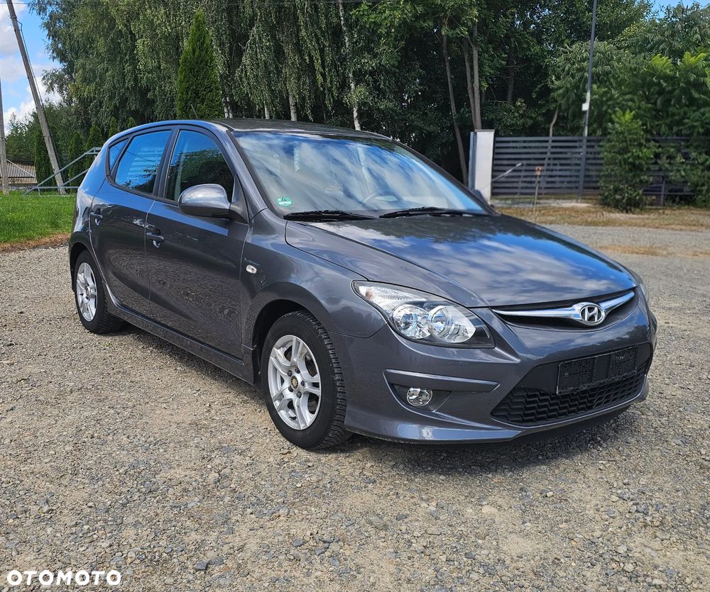 Hyundai i30 1.4 Comfort World Cup - 3