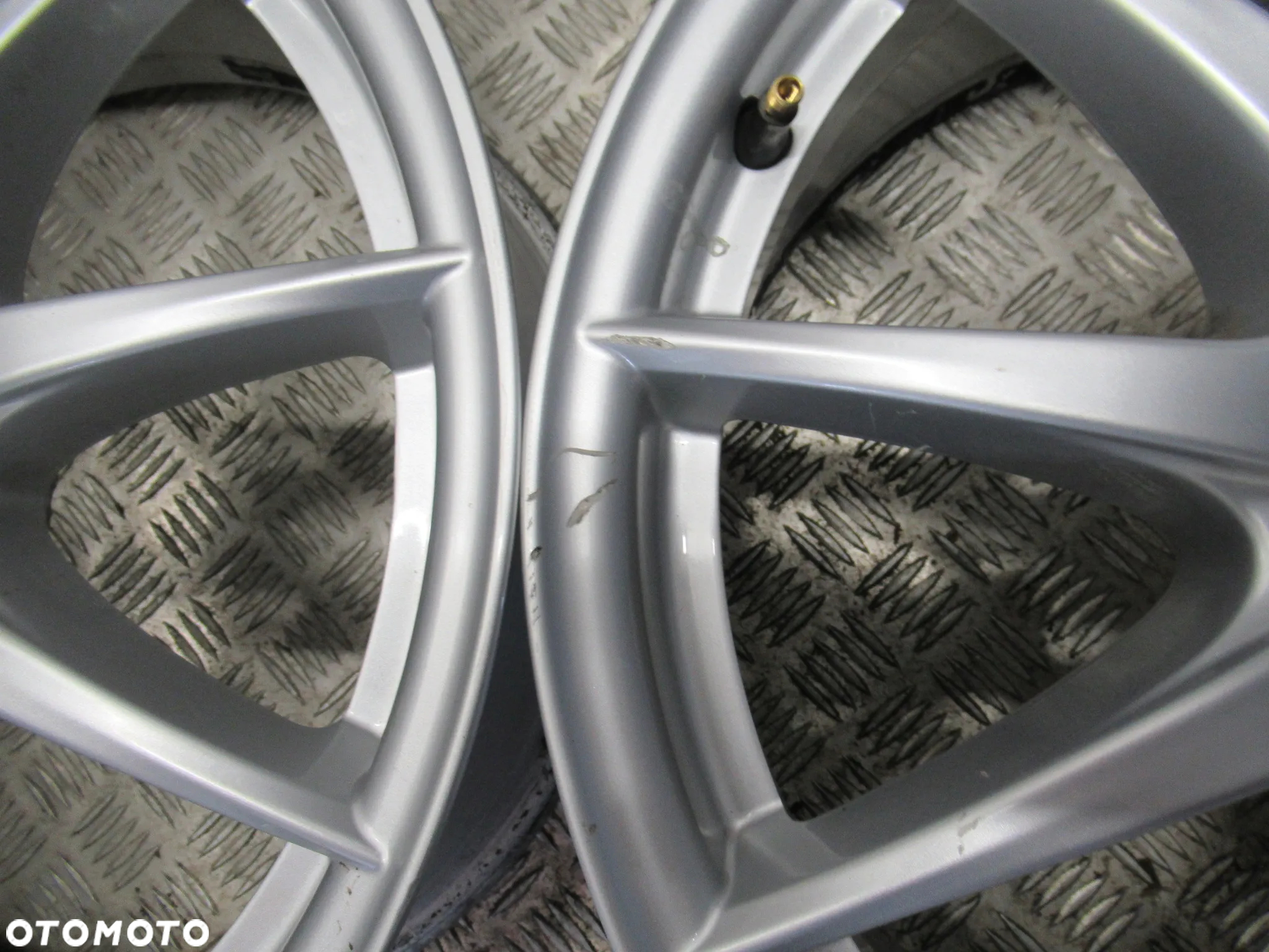 Felgi Mercedes ML W166 7,5Jx17 et53 5x112 A166 - 6
