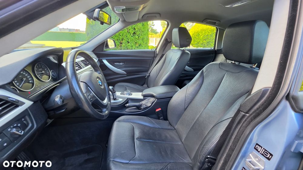 BMW 3GT 320i Sport Line - 22