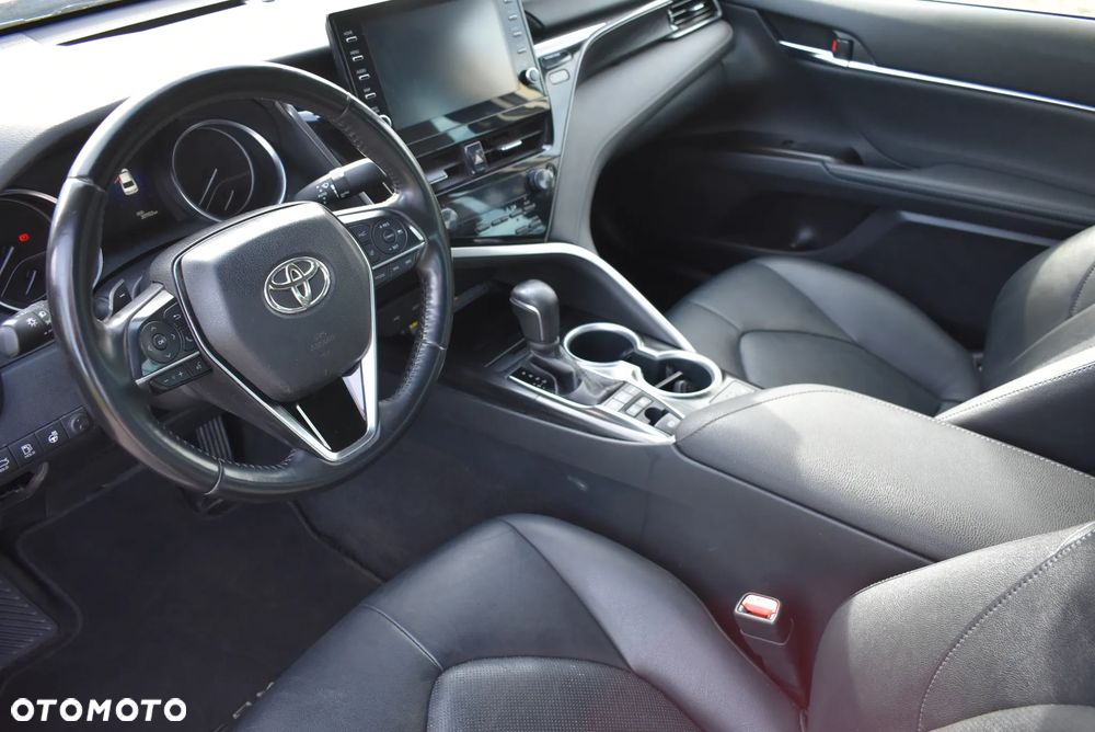 Toyota Camry 2.5 Hybrid Executive CVT - 4
