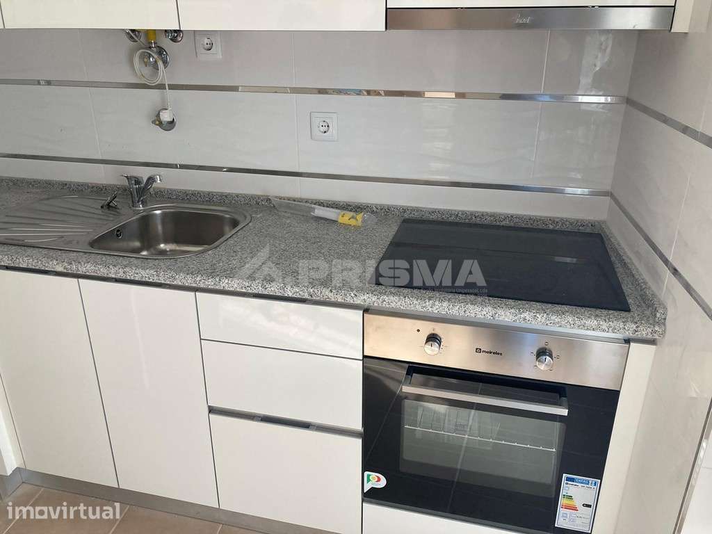T2 remodelado para arrendamento - Grande imagem: 5/15