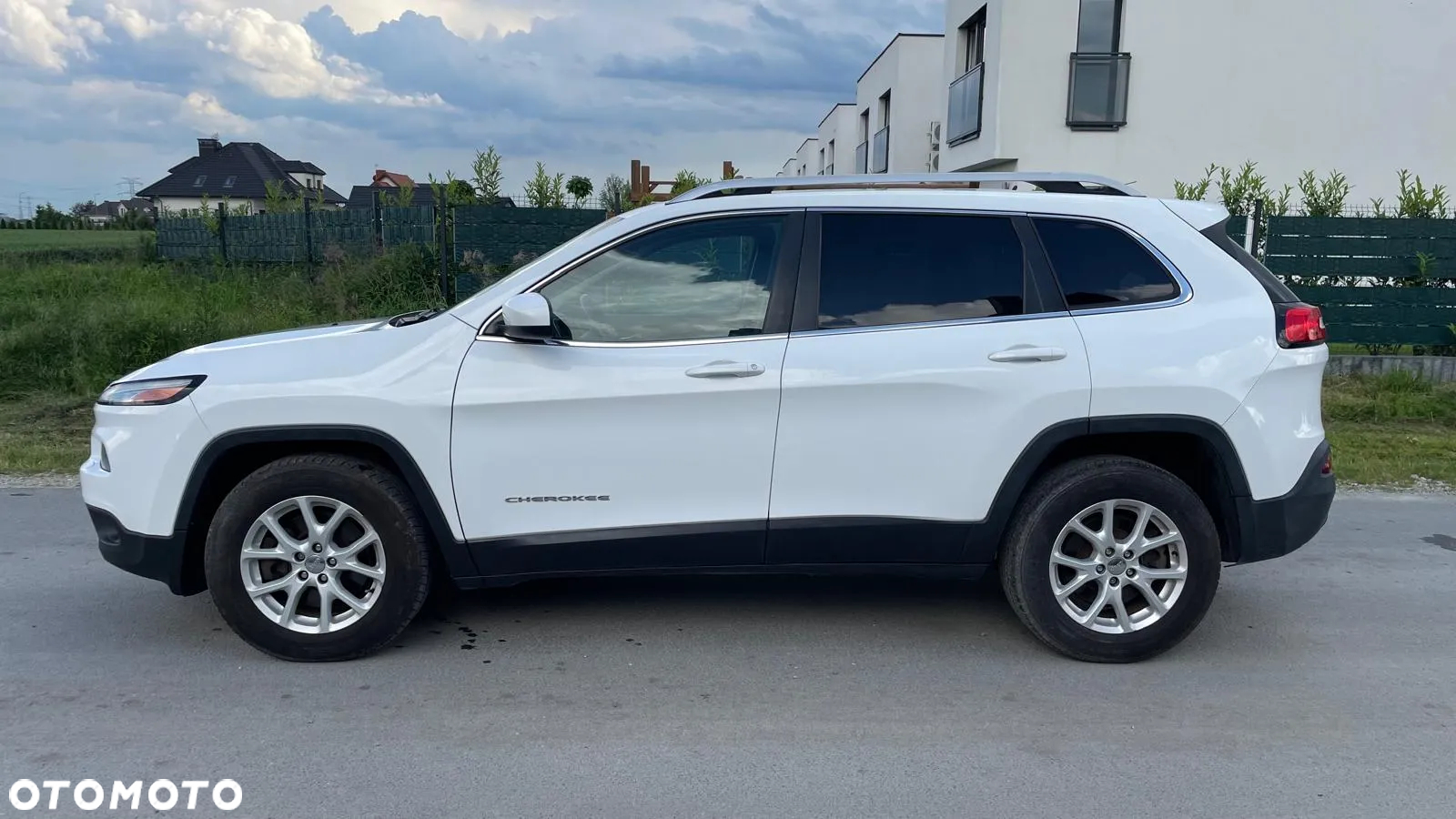 Jeep Cherokee - 3