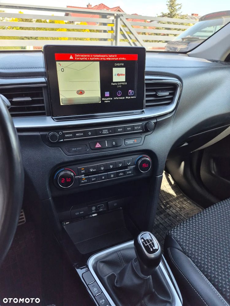 Kia Ceed 1.4 T-GDI L Business Line - 8