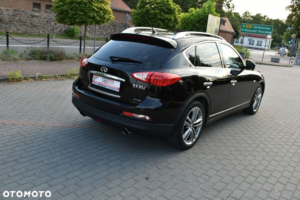 Infiniti EX - 4