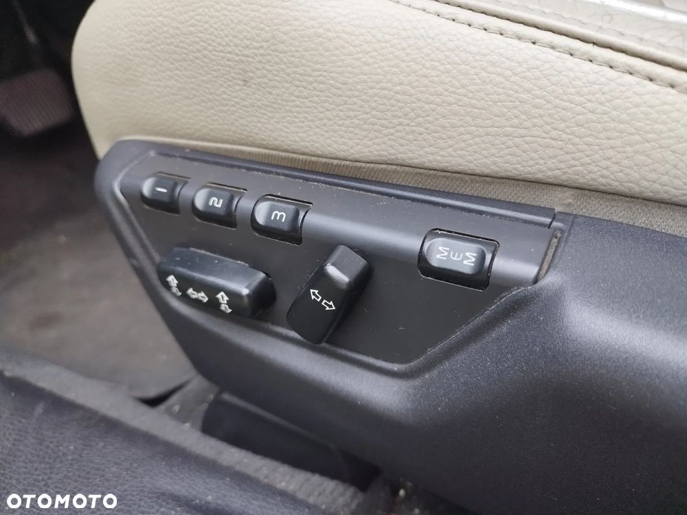 Volvo S60 2.5T Summum - 23