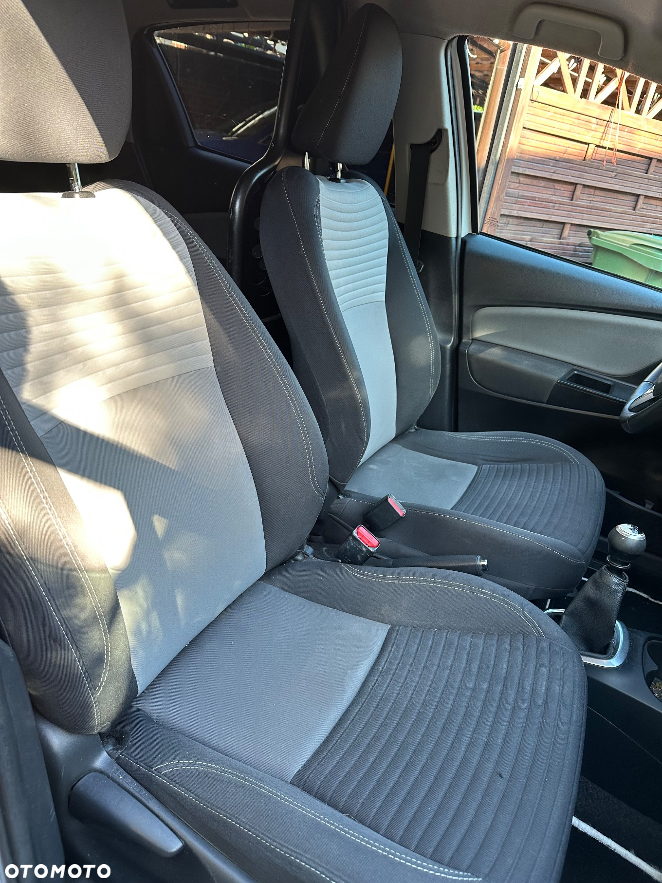 Toyota Yaris 1.4 D-4D - 6