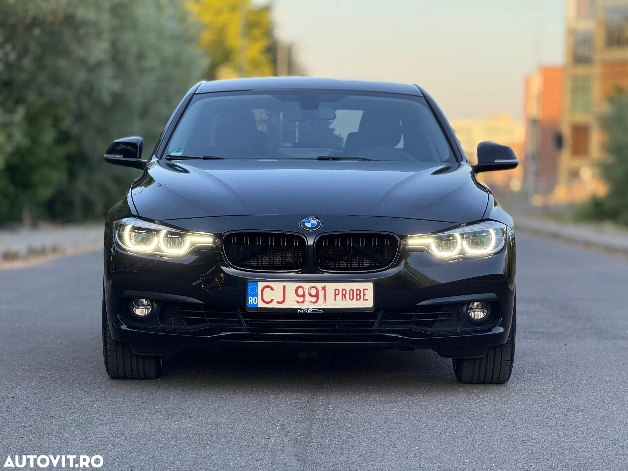 BMW Seria 3 318i Aut. Advantage - 27