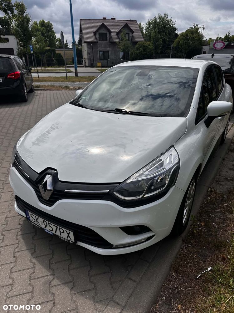 Renault Clio - 2