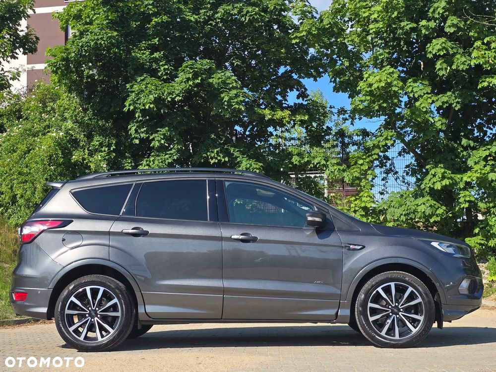 Ford Kuga 2.0 TDCi 4x4 ST-Line - 35