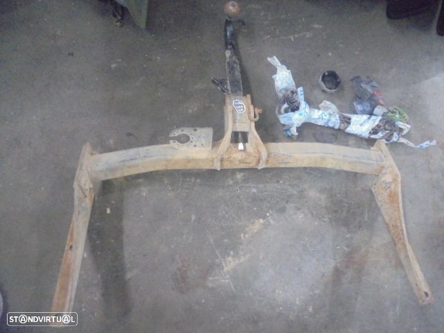 Gancho De Reboque GREB135 JEEP CHEROKEE KJ 2006 2.8D 165CV 5P DOURADO - 1