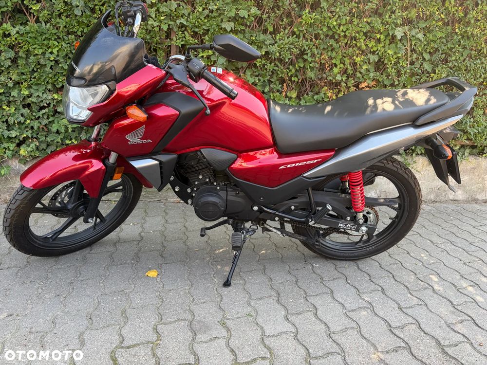 Honda CBF - 12