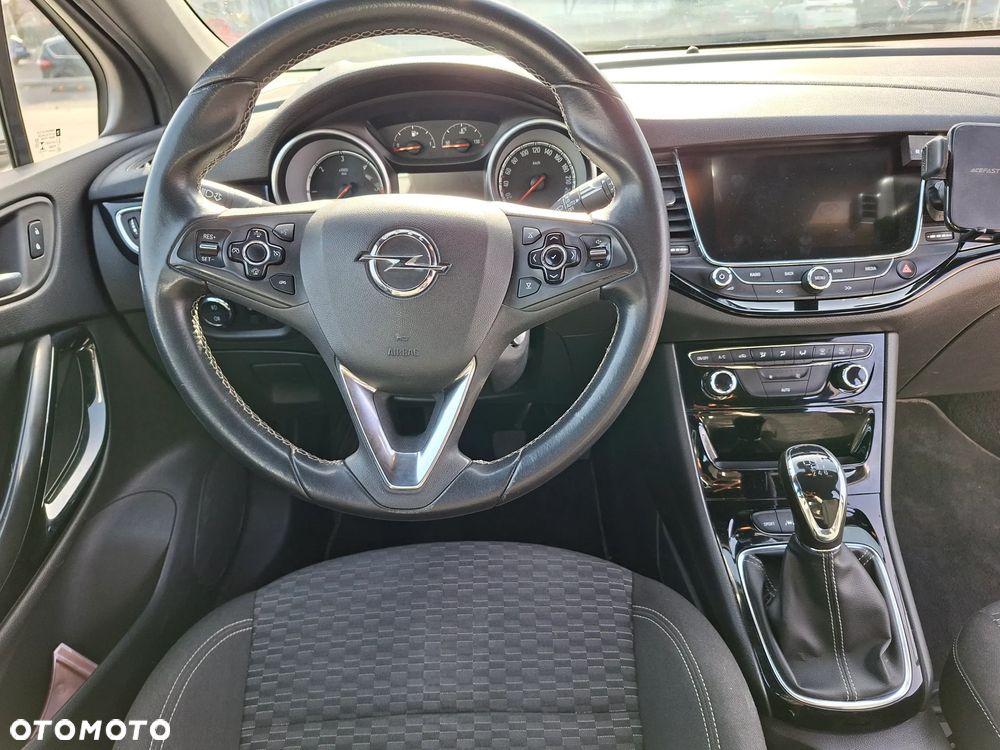 Opel Astra 1.6 CDTI Dynamic S&S - 16