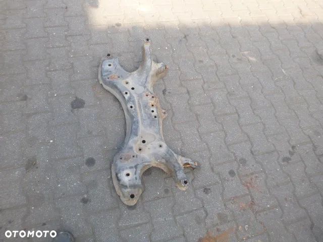 SANKI PRZÓD PRZEDNIE TOYOTA COROLLA E12 1.4 D4D - 6