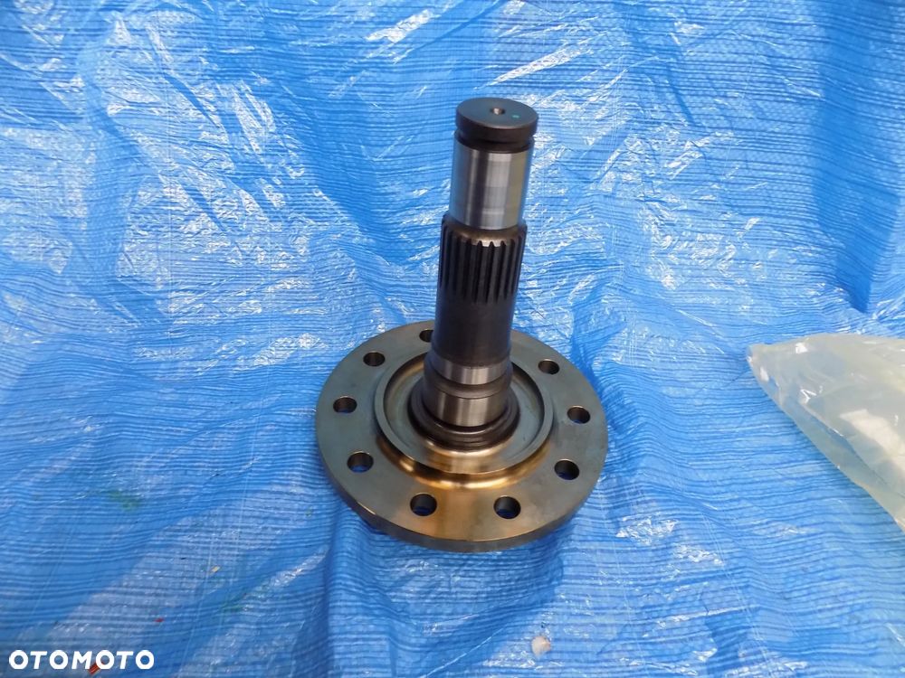 piasta 84800204 cnh case cs6050 cs6060 cs6080 csx7040 csx5090 - 1