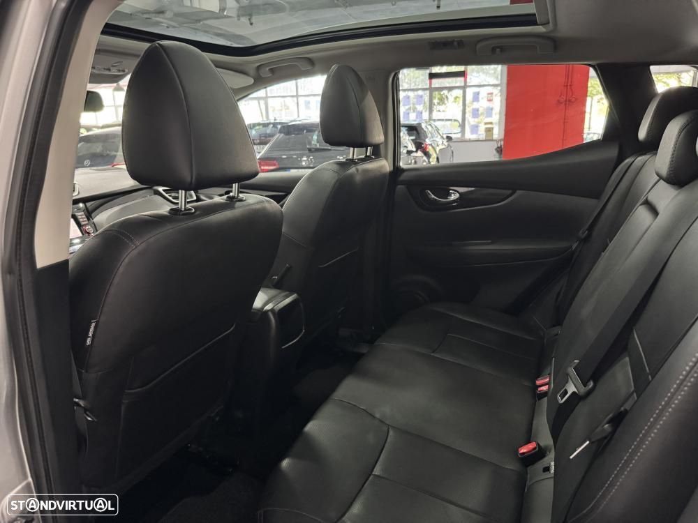 Nissan Qashqai 1.2 DIG-T Xtronic N-Connecta - 43