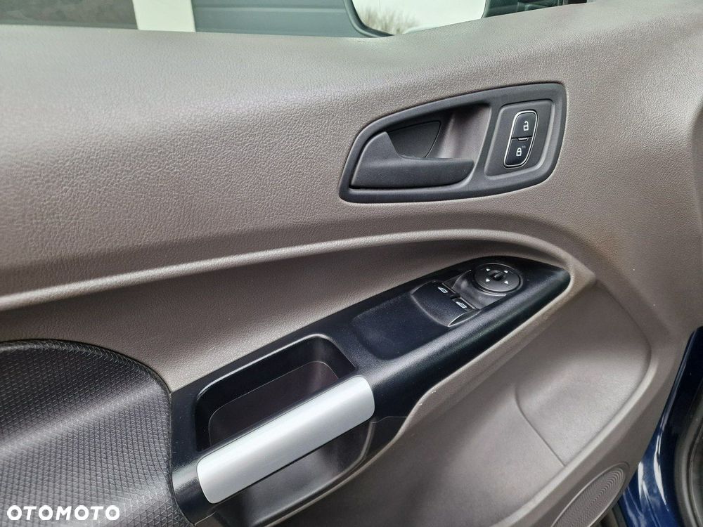 Ford Transit Connect - 29