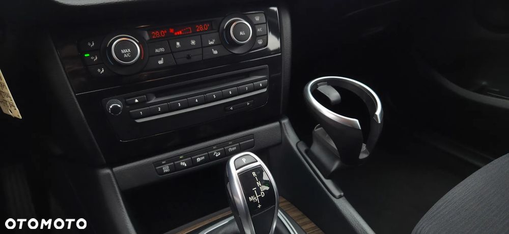 BMW X1 xDrive20d xLine - 29