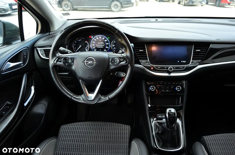Opel Astra 1.6 D Start/Stop Innovation - 17
