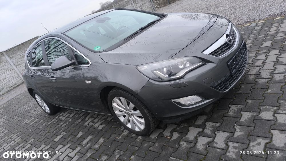 Opel Astra 1.4 Turbo Innovation - 13