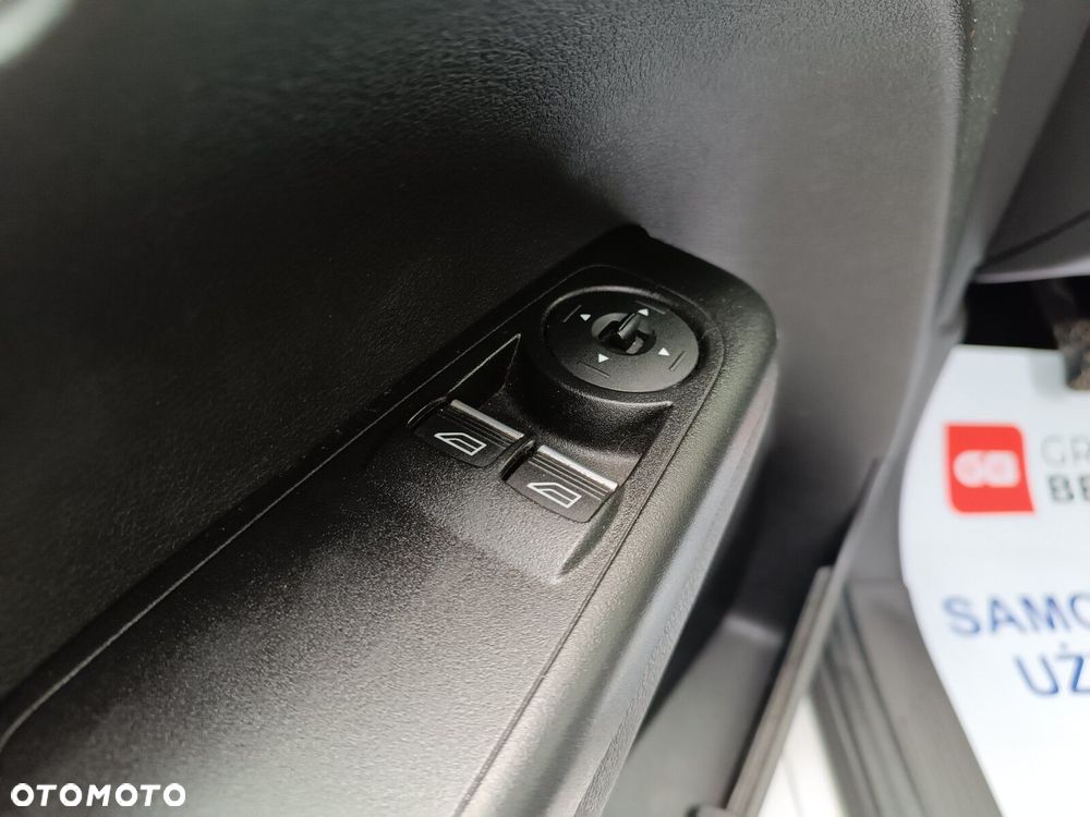 Ford Tourneo Courier 1.0 EcoBoost Trend - 21