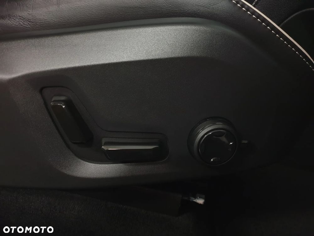 Volvo XC 60 B4 D Geartronic RDesign - 34